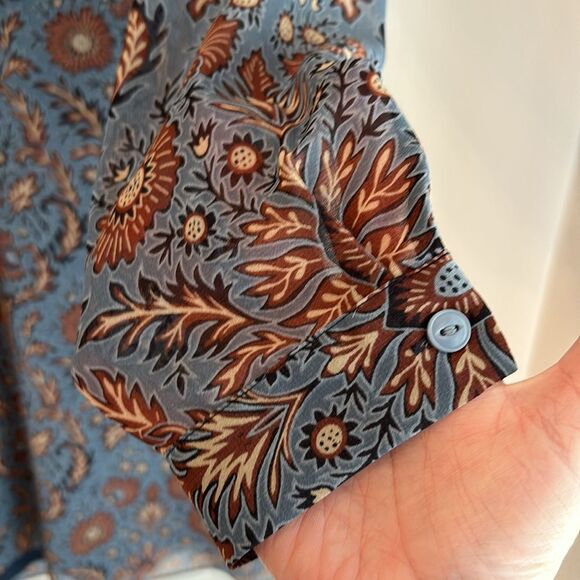 Cabi # 3295 Provincial Floral Shift Dress Womens Size M Blue Brown Sheer Sleeve - Picture 5 of 13